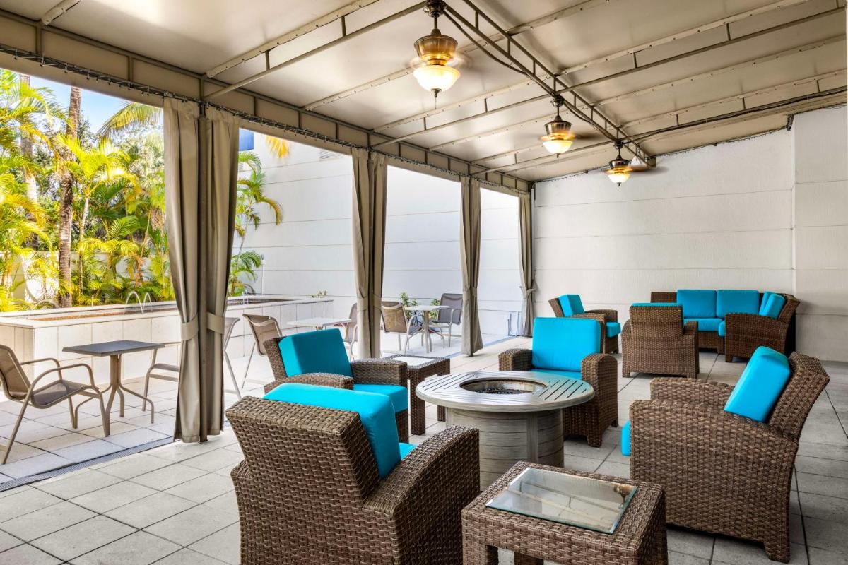 Hilton Garden Inn West Palm Beach Airport - image 6