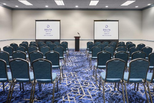 Holiday Inn Palm Beach-Airport Conference Center an IHG Hotel - image 39
