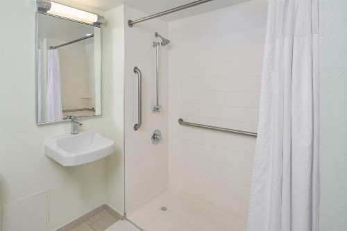Holiday Inn Palm Beach-Airport Conference Center an IHG Hotel - image 9