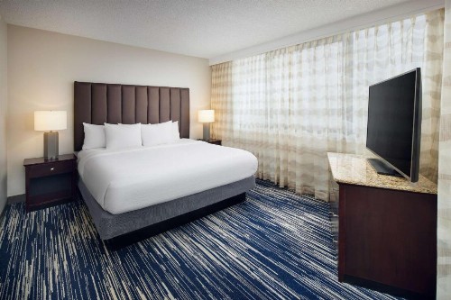 Embassy Suites by Hilton West Palm Beach Central - image 31