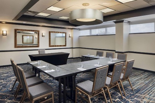Embassy Suites by Hilton West Palm Beach Central - image 43
