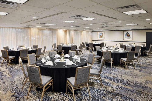 Embassy Suites by Hilton West Palm Beach Central - image 44