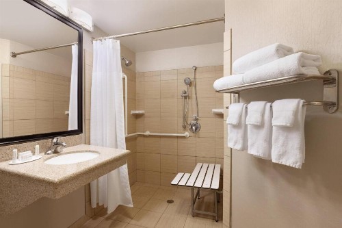 Springhill Suites by Marriott West Palm Beach I-95 - image 15