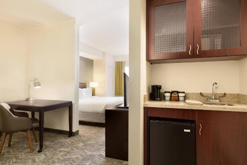 Springhill Suites by Marriott West Palm Beach I-95 - image 9