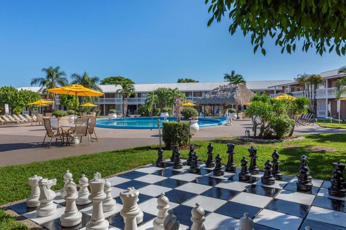 Best Western Palm Beach Lakes - main image
