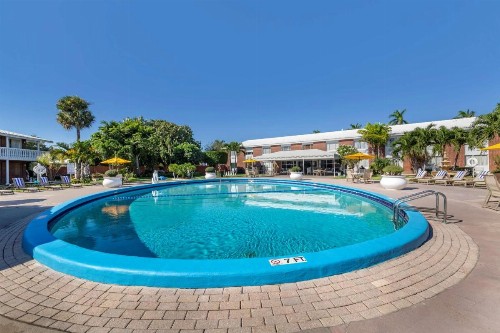 Best Western Palm Beach Lakes - image 2