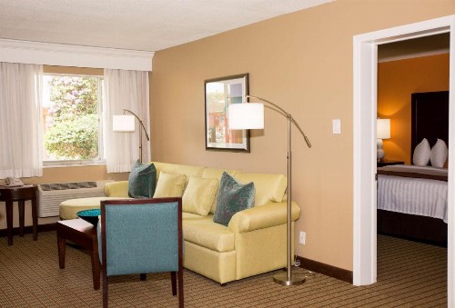 Best Western Palm Beach Lakes - image 36