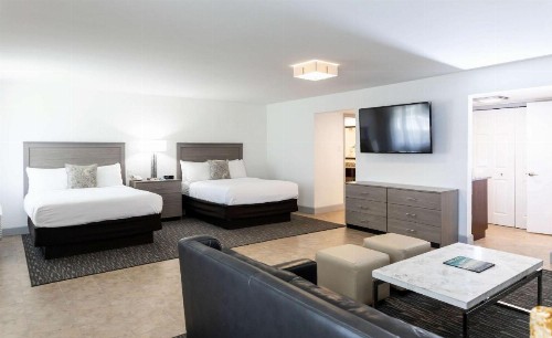 Best Western Palm Beach Lakes - image 4