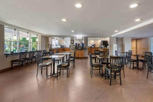 Best Western Palm Beach Lakes - image 5