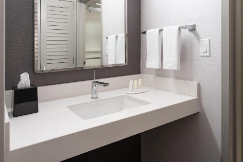 Courtyard by Marriott West Palm Beach - image 23