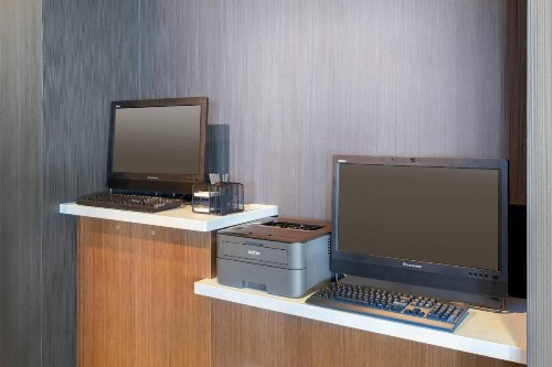 Courtyard by Marriott West Palm Beach - image 3