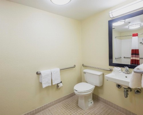 Red Roof Inn PLUS+ West Palm Beach - image 24