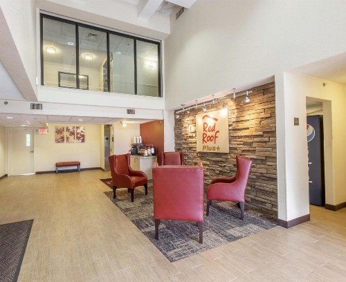 Red Roof Inn PLUS+ West Palm Beach - image 4