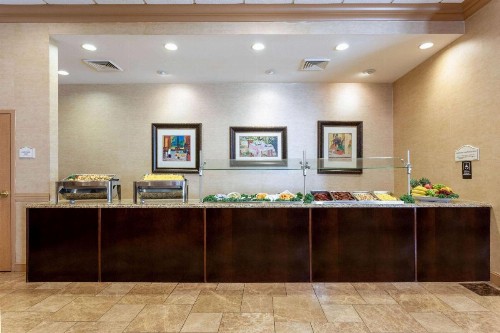 Hawthorn Suites by Wyndham West Palm Beach - image 36