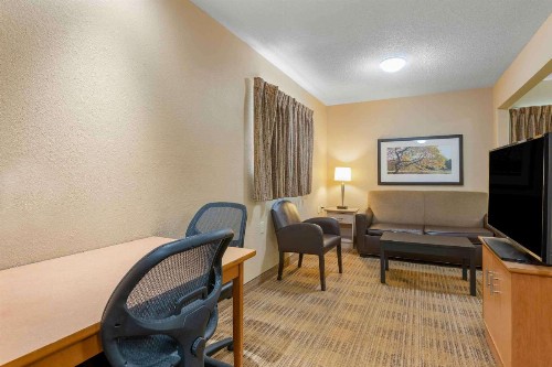 Extended Stay America Suites - West Palm Beach - Northpoint Corporate Park - image 32