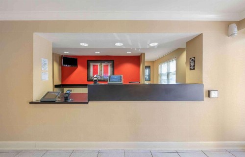 Extended Stay America Suites - West Palm Beach - Northpoint Corporate Park - image 35