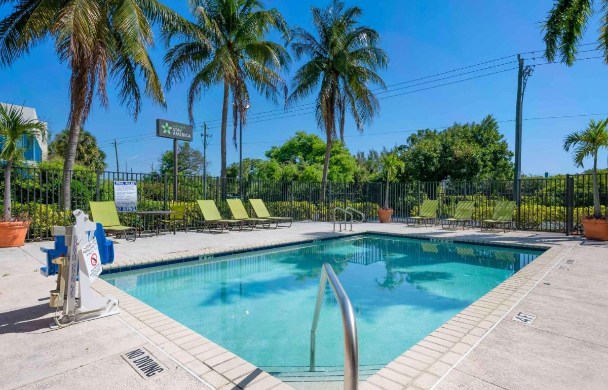 Extended Stay America Suites - West Palm Beach - Northpoint Corporate Park - image 5