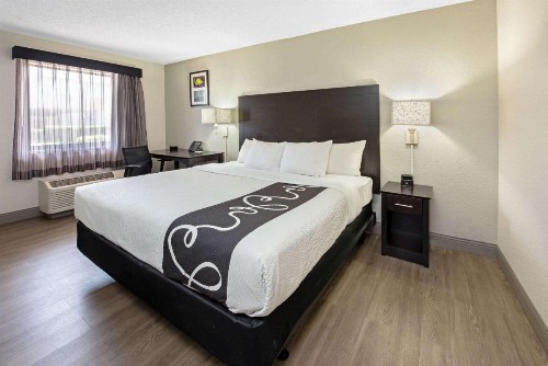 La Quinta Inn by Wyndham West Palm Beach - Florida Turnpike - image 34