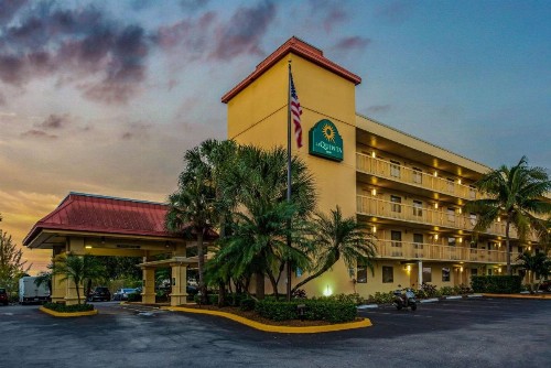 La Quinta Inn by Wyndham West Palm Beach - Florida Turnpike - image 46