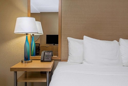 La Quinta by Wyndham West Palm Beach Airport - image 26
