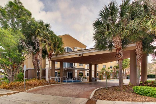 Holiday Inn Express West Palm Beach Metrocentre an IHG Hotel - image 10
