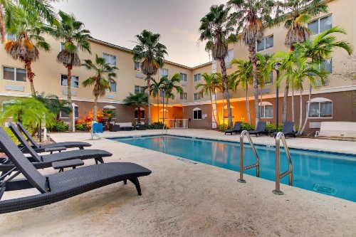 Holiday Inn Express West Palm Beach Metrocentre an IHG Hotel - image 32