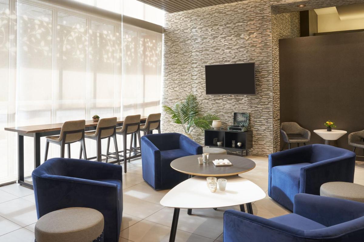 Residence Inn by Marriott West Palm Beach Downtown/Rosemary Square Area - image 4