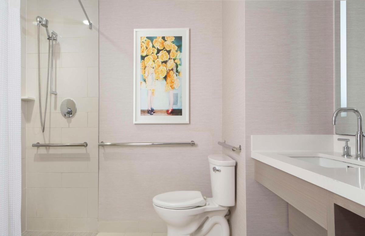 Hilton West Palm Beach - image 4