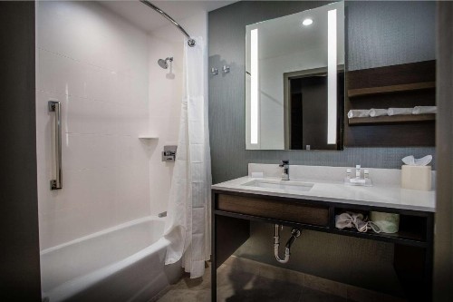 Hilton Garden Inn West Palm Beach I95 Outlets - image 25