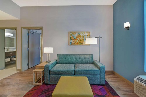 Home2 Suites By Hilton West Palm Beach Airport - image 32