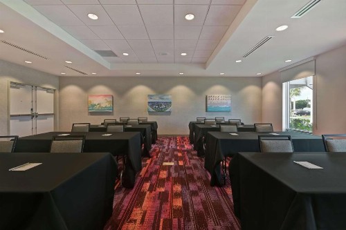 Home2 Suites By Hilton West Palm Beach Airport - image 40