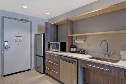 Home2 Suites By Hilton West Palm Beach Airport - image 41