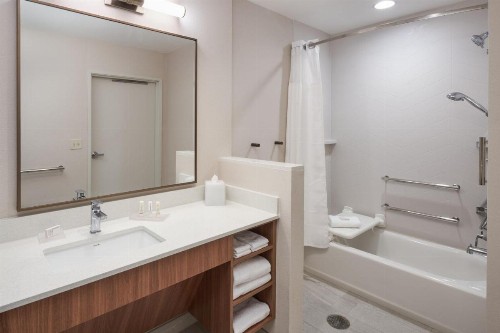 Fairfield by Marriott Inn & Suites West Palm Beach - image 22