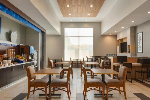 Holiday Inn Express- West Sacramento an IHG Hotel - image 35