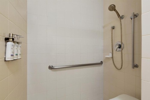 Holiday Inn Express- West Sacramento an IHG Hotel - image 39