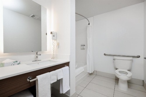 Holiday Inn Express- West Sacramento an IHG Hotel - image 42