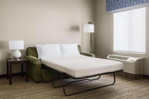 Hampton Inn & Suites West Sacramento - image 21