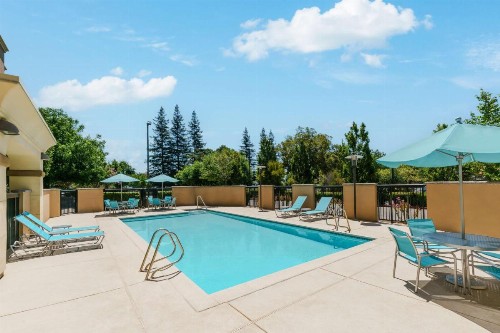 Hampton Inn & Suites West Sacramento - image 23