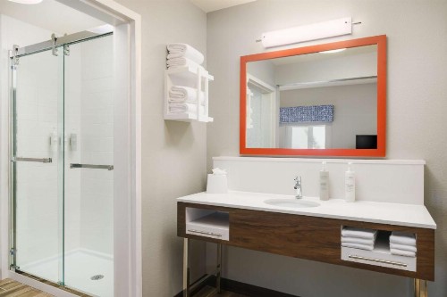 Hampton Inn & Suites West Sacramento - image 28