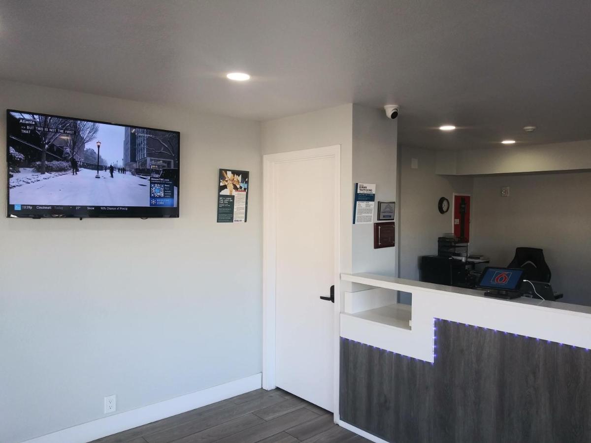 Motel 6-West Sacramento CA - image 2