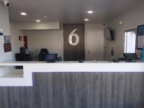 Motel 6-West Sacramento CA - image 20