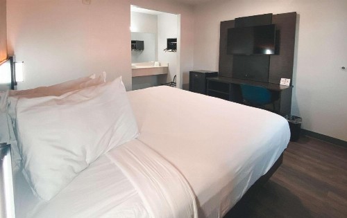 Motel 6-West Sacramento CA - image 4