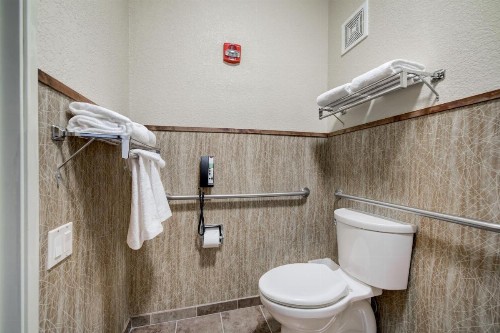 Holiday Inn West Yellowstone an IHG Hotel - image 16