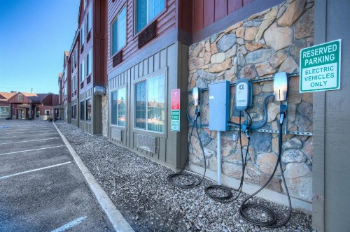 Holiday Inn West Yellowstone an IHG Hotel - image 28