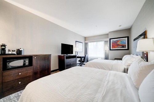 Holiday Inn West Yellowstone an IHG Hotel - image 3
