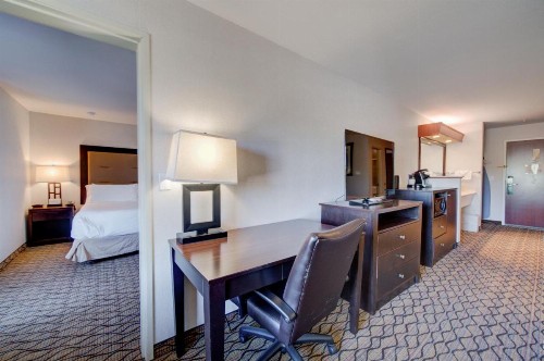 Holiday Inn West Yellowstone an IHG Hotel - image 41