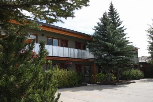 Moose Creek Inn - image 30