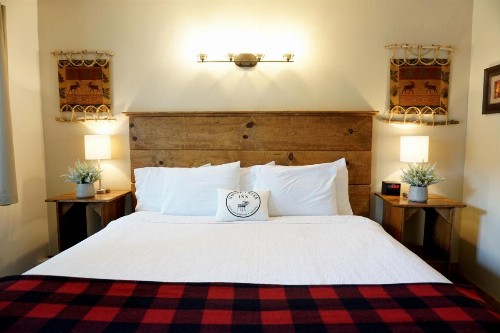 Moose Creek Inn - image 36
