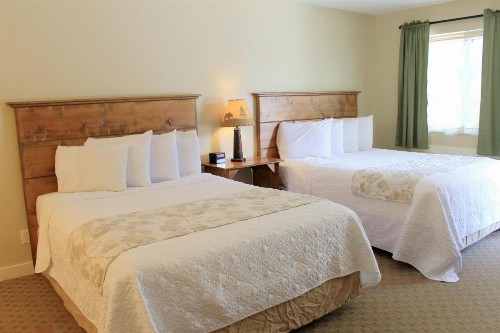 Moose Creek Inn - image 44