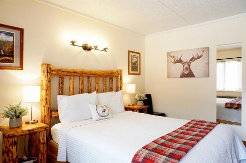 Moose Creek Inn - image 8